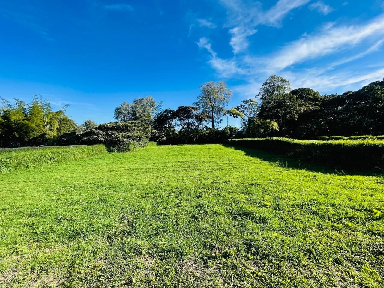 Lote en venta vía la ceja 