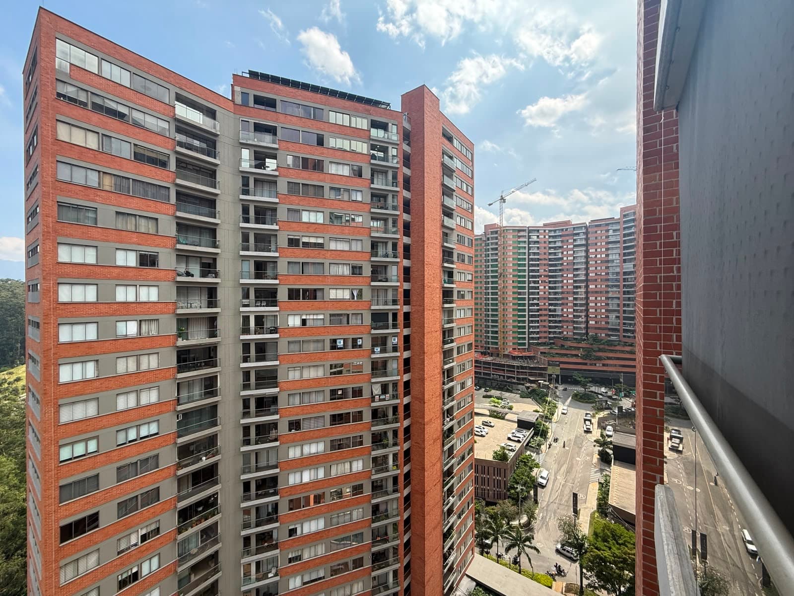 Apartamento en alquiler amoblado en altos de poblado