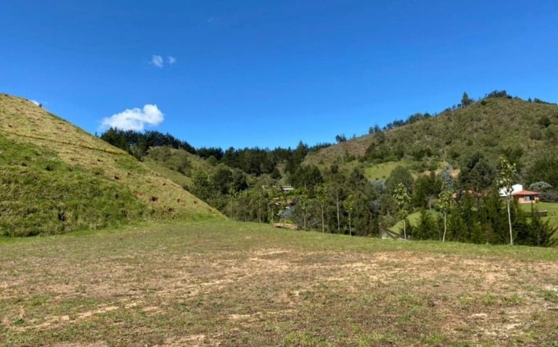 Lote en venta en el Retiro 