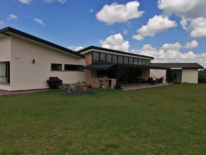 Casa en venta o alquiler vía La Ceja-San Antonio de Pereira