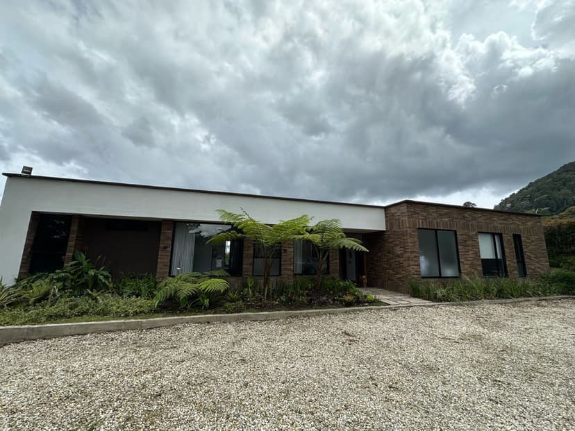 Casa campestre en venta San Antonio La Ceja